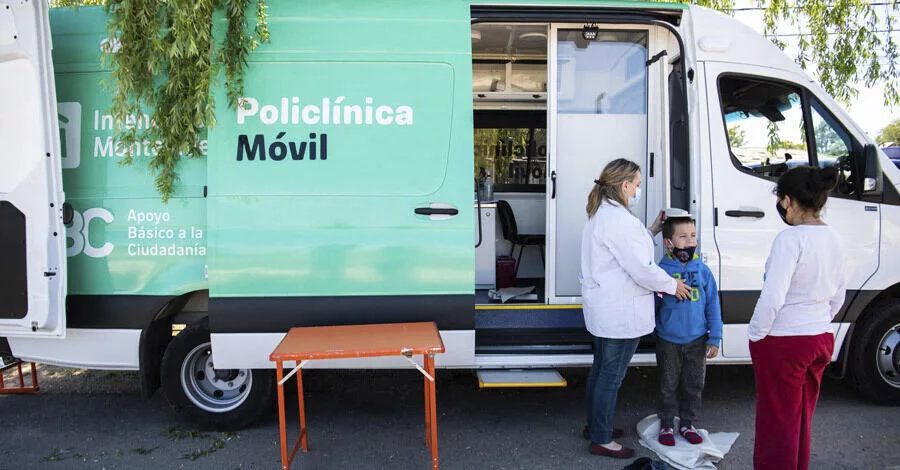 Policlínica móvil y odontológica en el Teatro de Verano de Colón